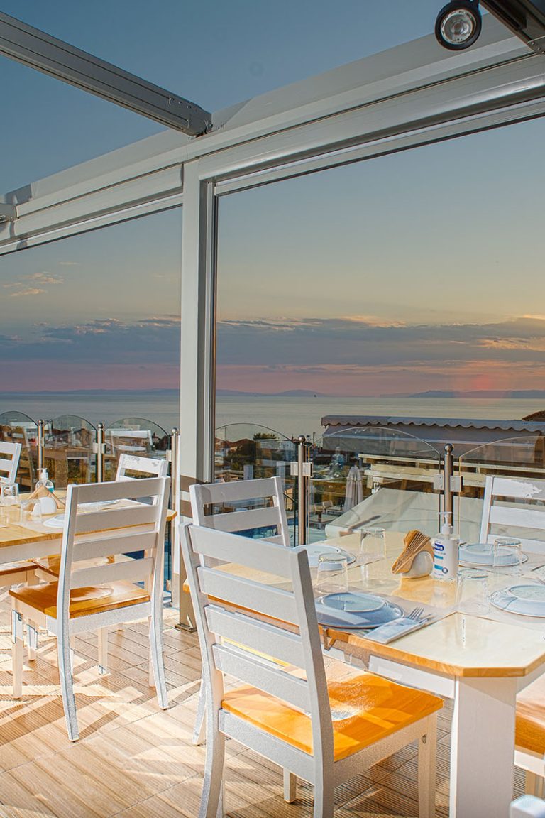 Bella Vista Pool Bar Restaurant | Thassos, Greece